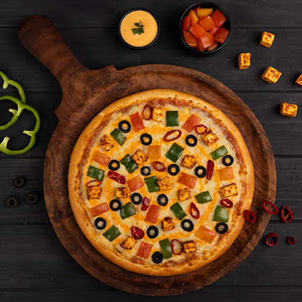 Capsicum & Paneer Classic Pizza